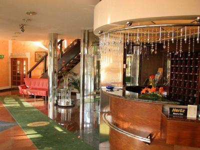 Hotel Eroplan Roznov pod Radhostem Ngoại thất bức ảnh