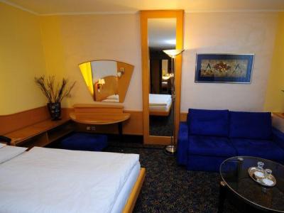 Hotel Eroplan Roznov pod Radhostem Ngoại thất bức ảnh